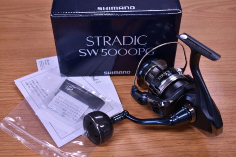 シマノ 20 ストラディックSW 5000PG、20 ツインパワー C3000XG、15 ツインパワー 4000HGの商品画像